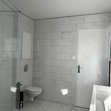 Bel Appartement Тулон Экстерьер фото