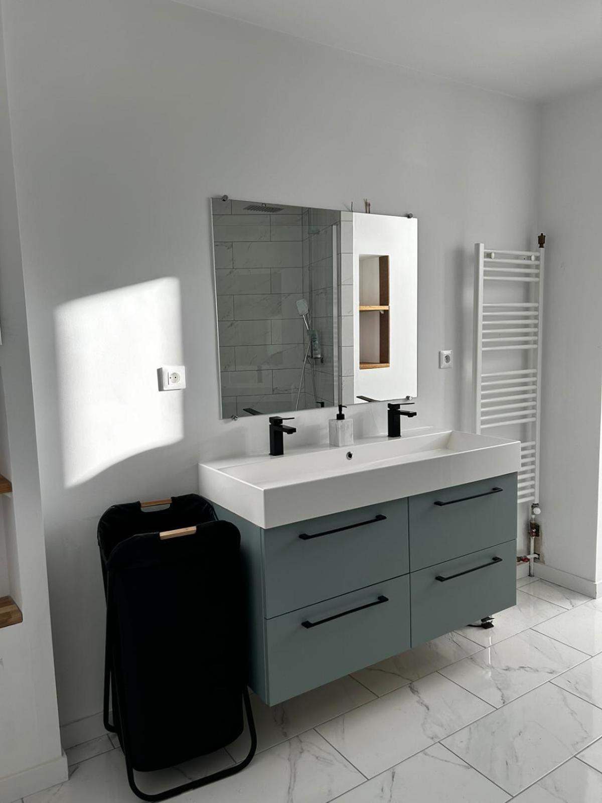 Bel Appartement Тулон Экстерьер фото